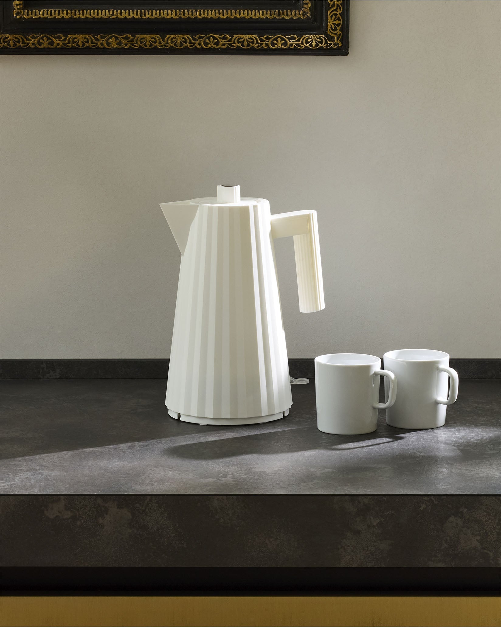 Alessi Plissé Elektrikli Kettle 1 L – Siyah – görsel 3